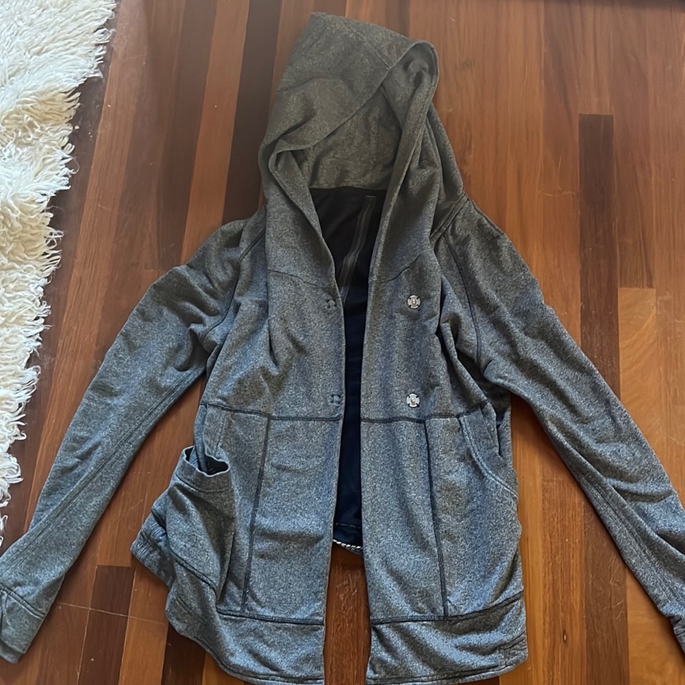 Lululemon crossover jacket